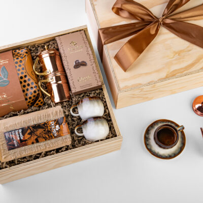 Box Don Raffaè Xmas con caffettiera napoletana in rame, caffè e tazze